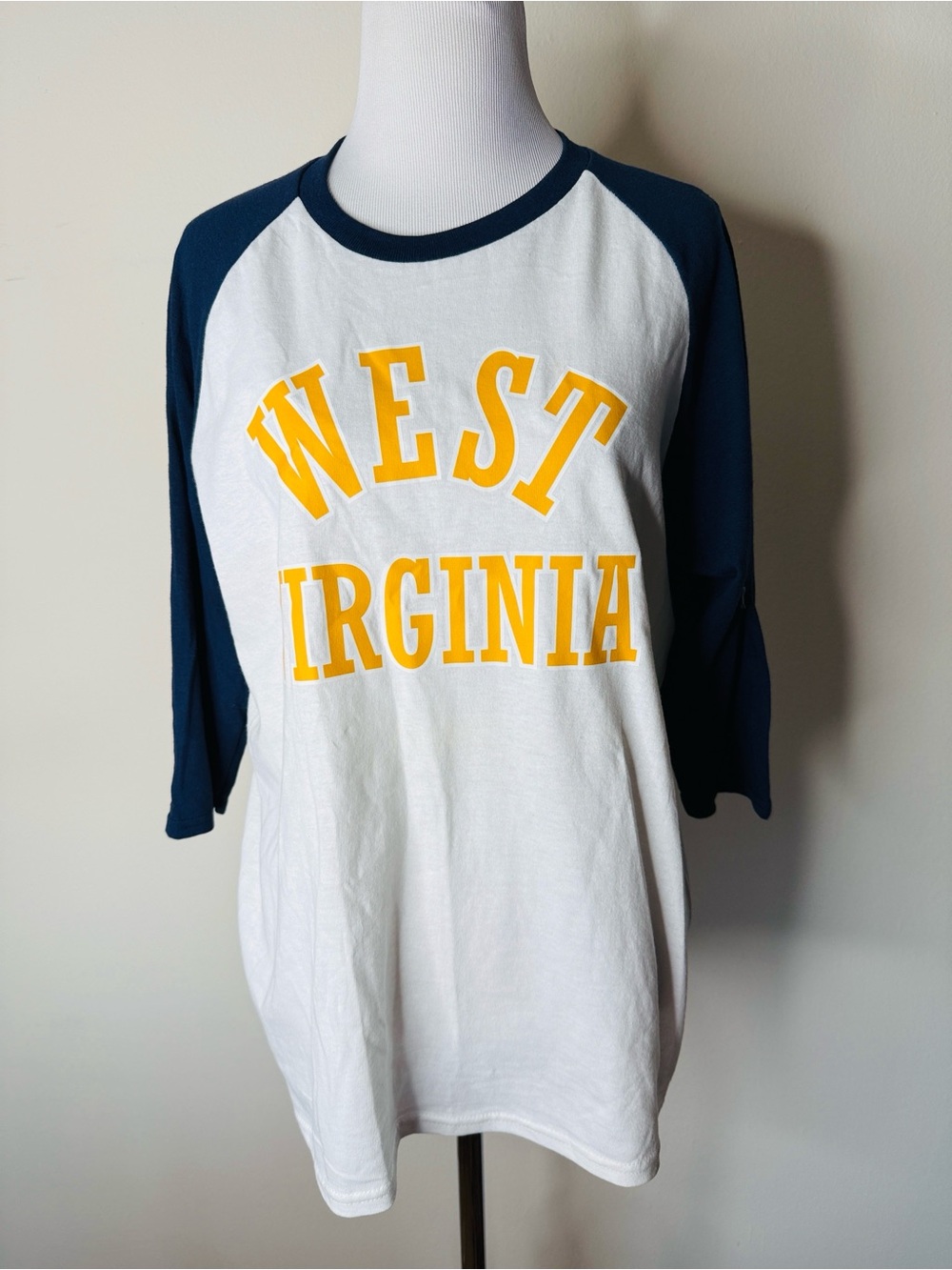West Virginia White and Navy Raglan 3/4 Sleeve Tee NWT XL Youth